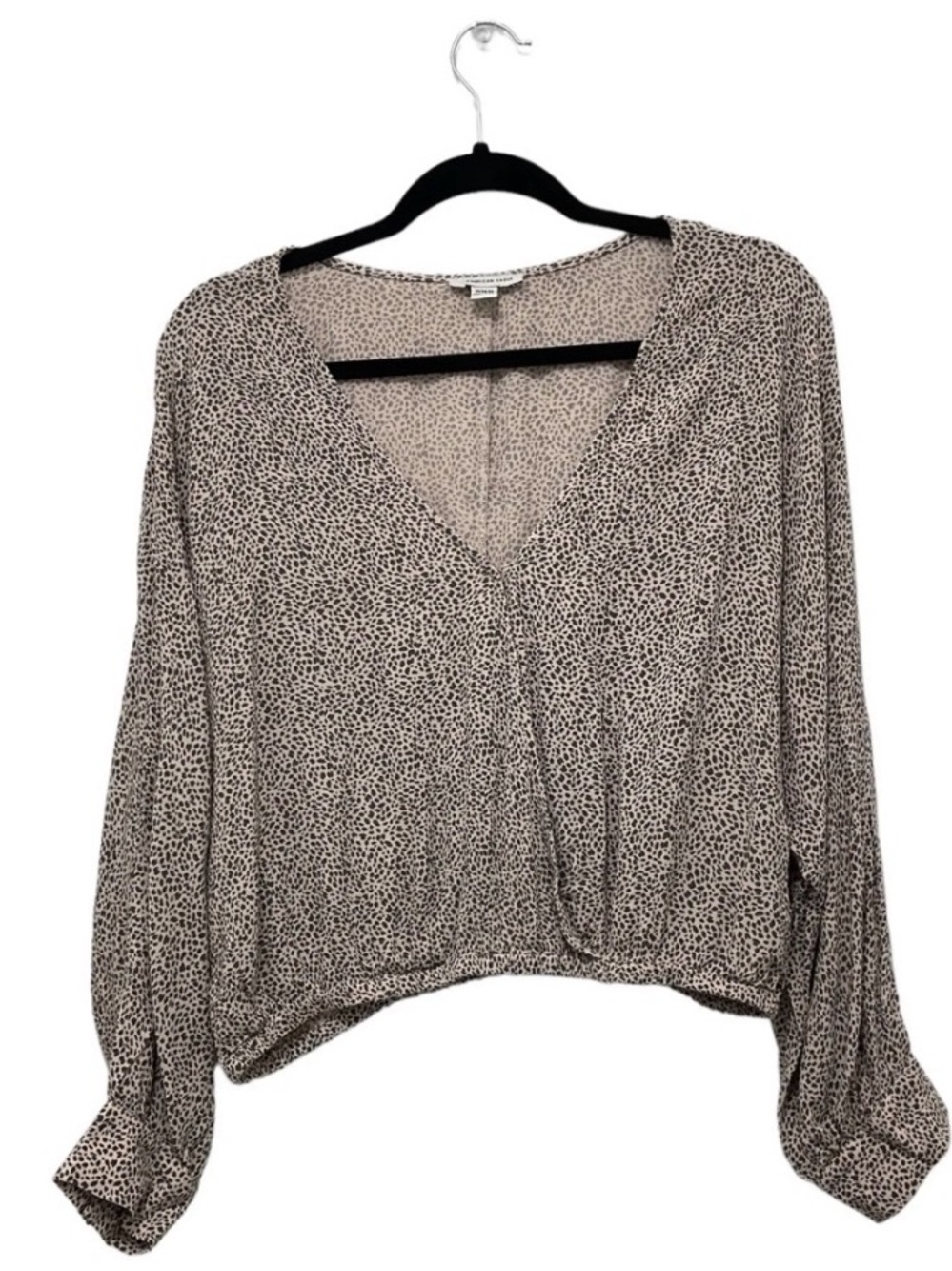 4 for $30- American Eagle Button-Front Cropped Blouse in Neutral Leopard Print